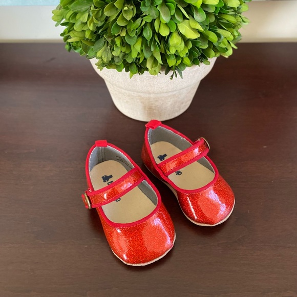 BABYGAP ❤️RED❤️ GLITTER VELCRO STRAP DRESS UP BABY SHOES SIZE 3-6months 🌟EUC🌟 - Picture 4 of 9